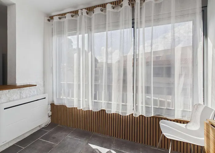 Climatise Avec Solarium - 6 Pers. - Fr-1-326-875 *